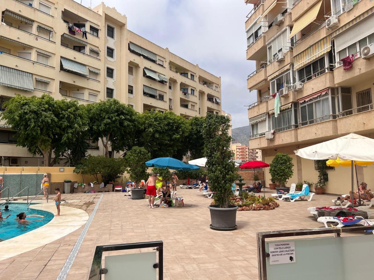 Apartments In Center 토레몰리노스 외부 사진